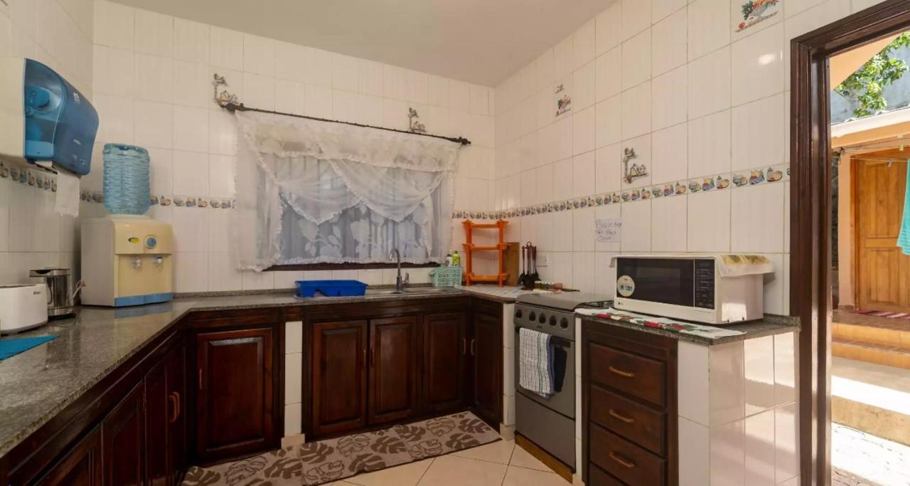 Apartmán Chez Benoit Self Catering Victoria Exteriér fotografie