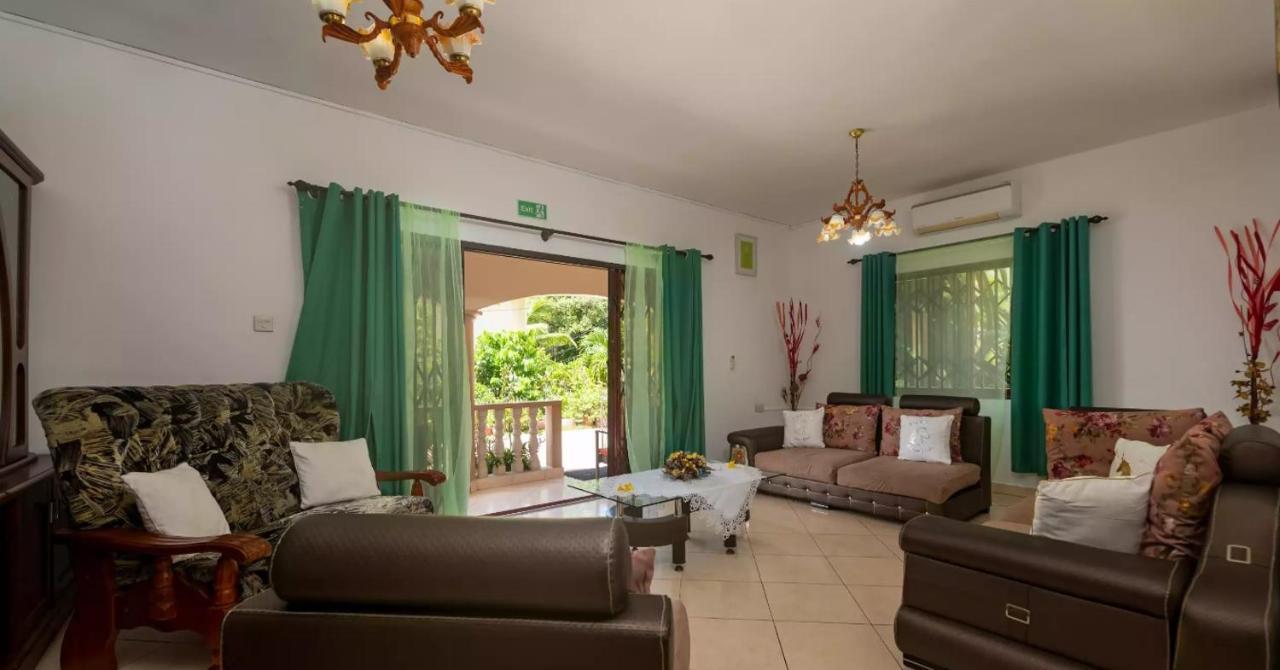 Apartmán Chez Benoit Self Catering Victoria Exteriér fotografie